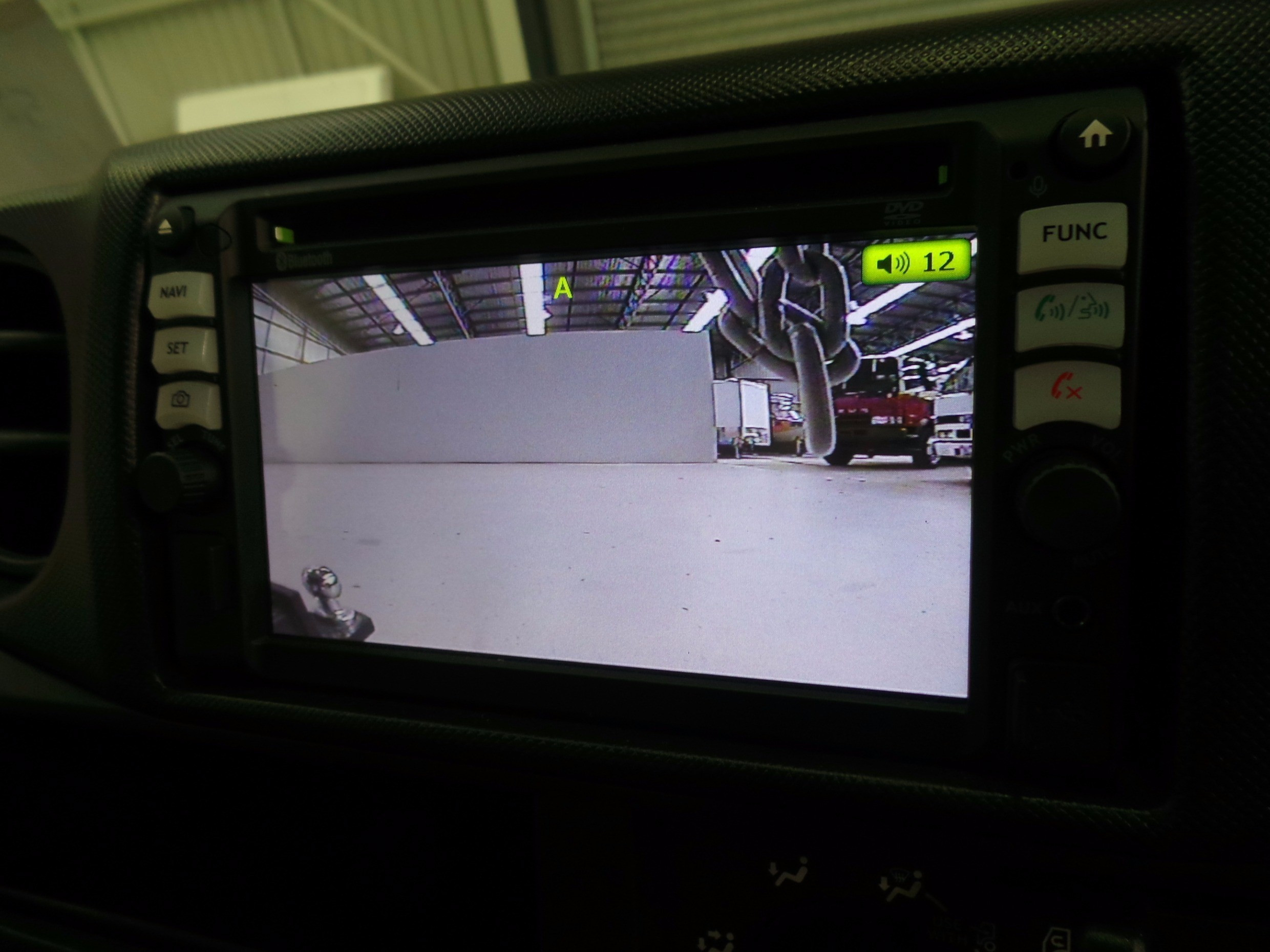 2020 HINO 616 - 300 SERIES AUTOMATIC CRANE TRUCK