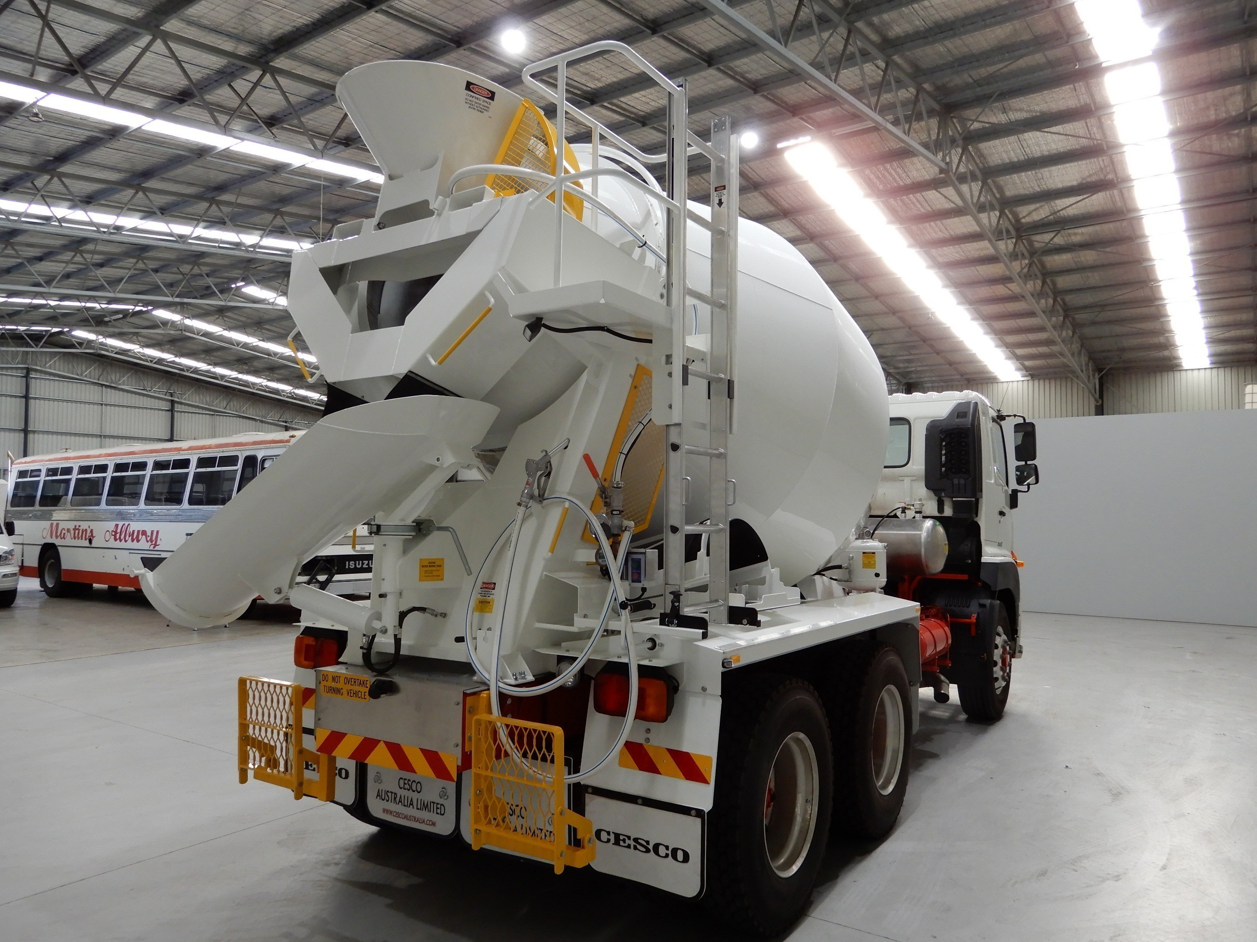 2020 HINO FM 2635 500 SERIES MEDIUM MANUAL 6X4 CONCRETE AGITATOR