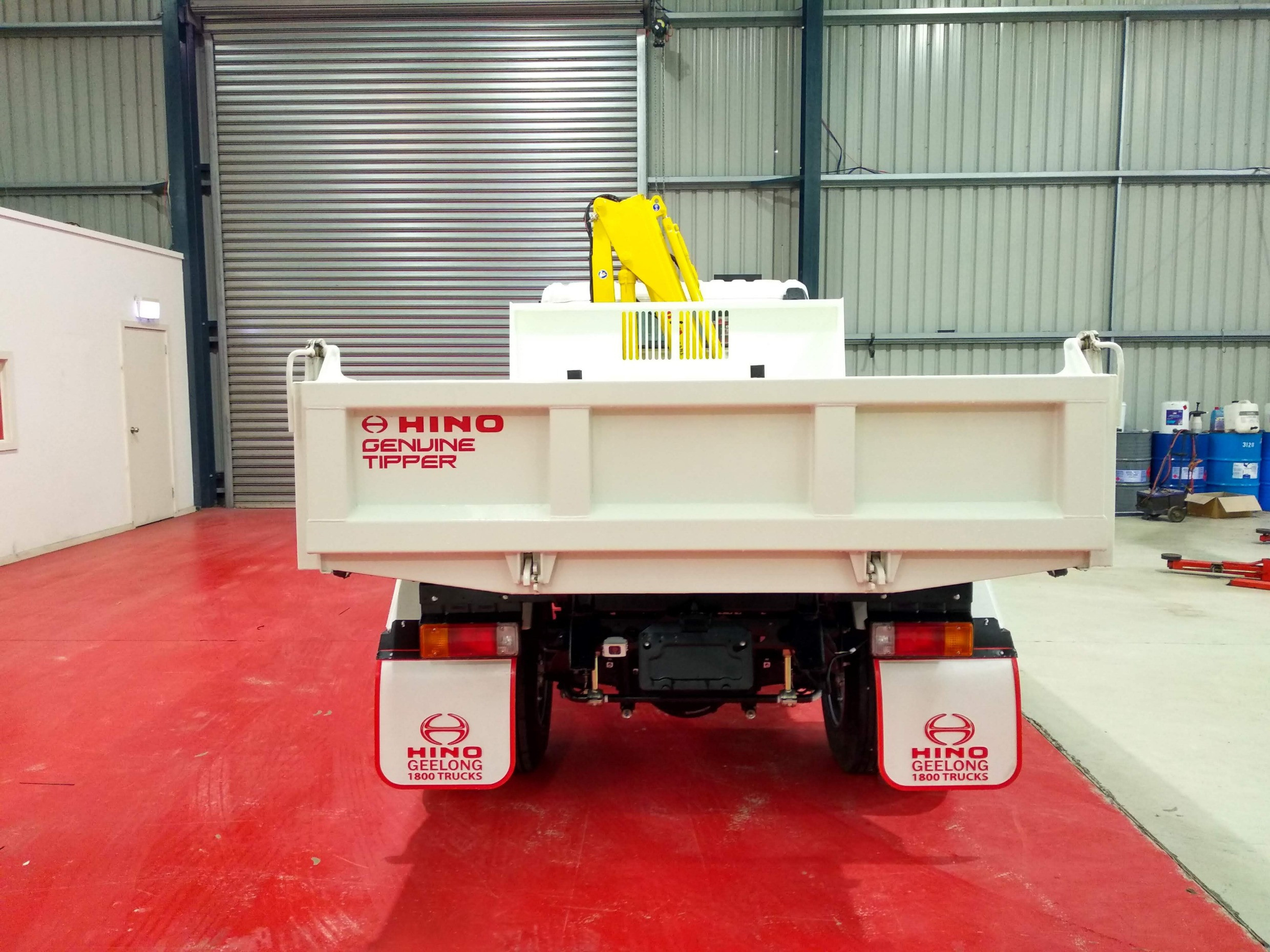 2020 HINO 917 - 300 SERIES MANUAL TIPPER
