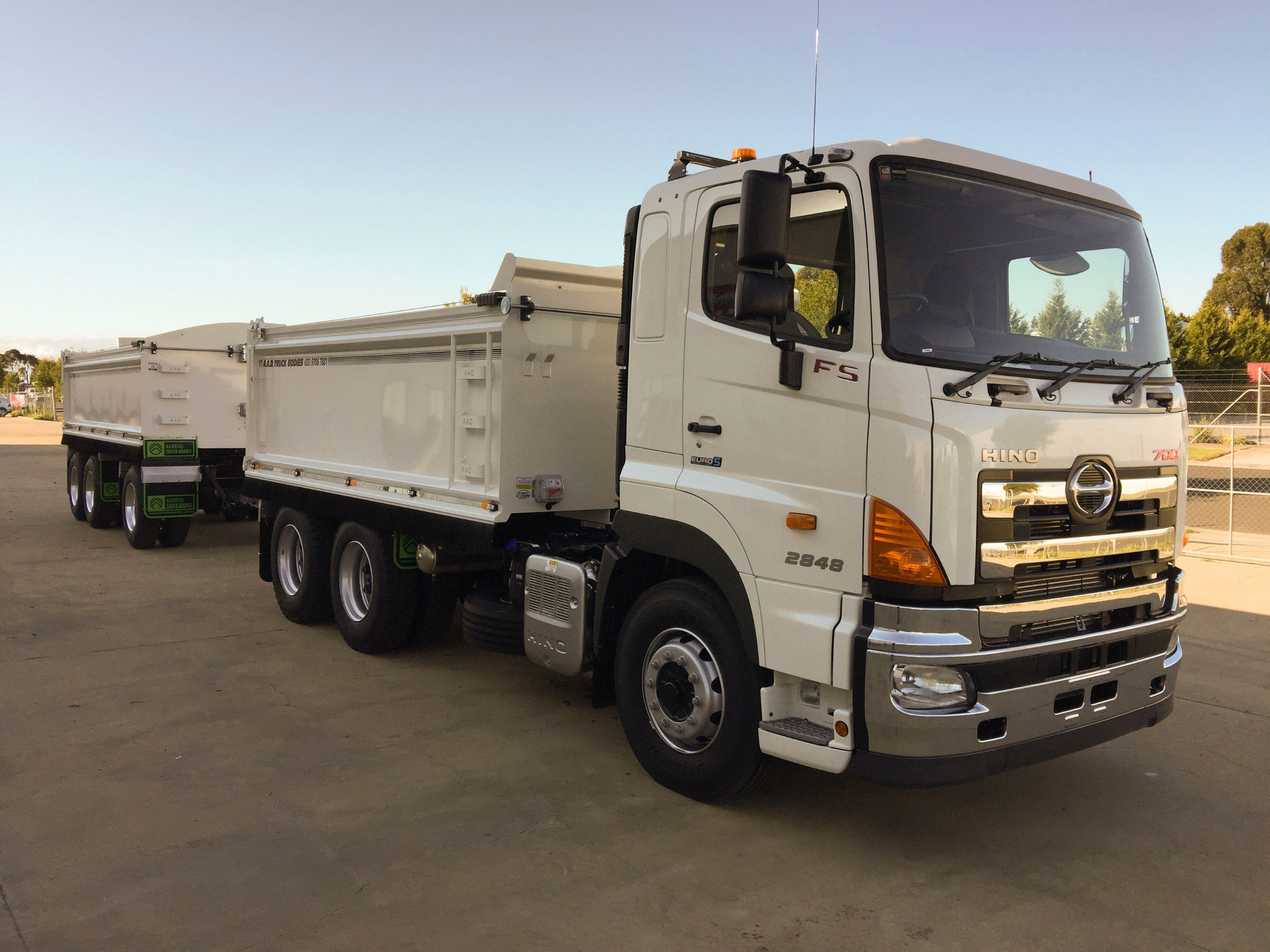2021 HINO FS -700 SERIES AUTOMATIC TIPPER