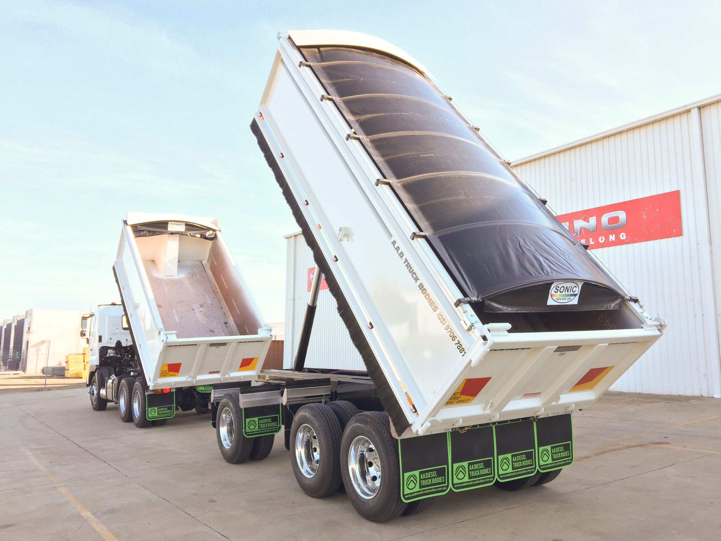 2021 HINO FS -700 SERIES AUTOMATIC TIPPER