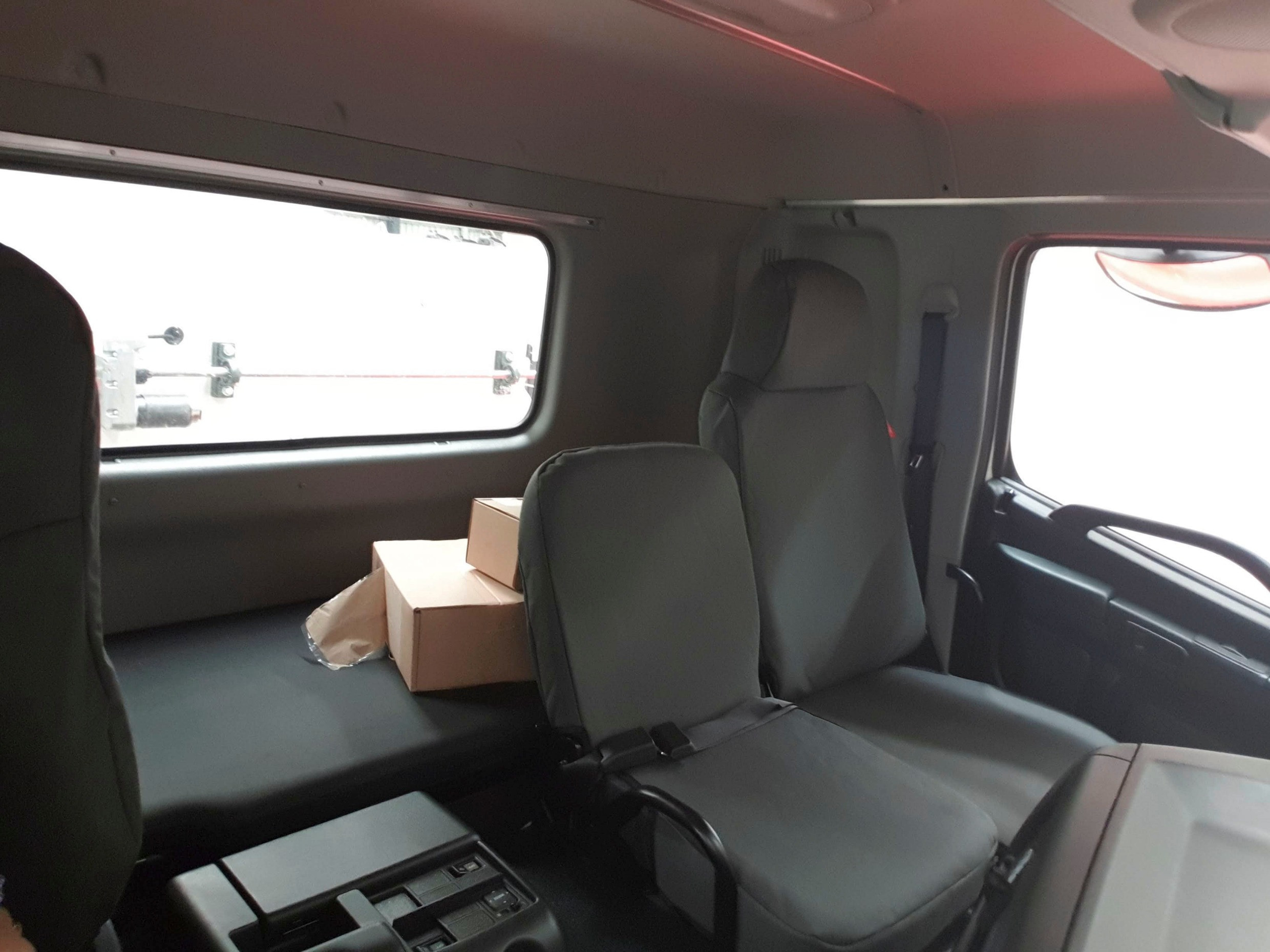 2021 HINO FS -700 SERIES AMT TIPPER