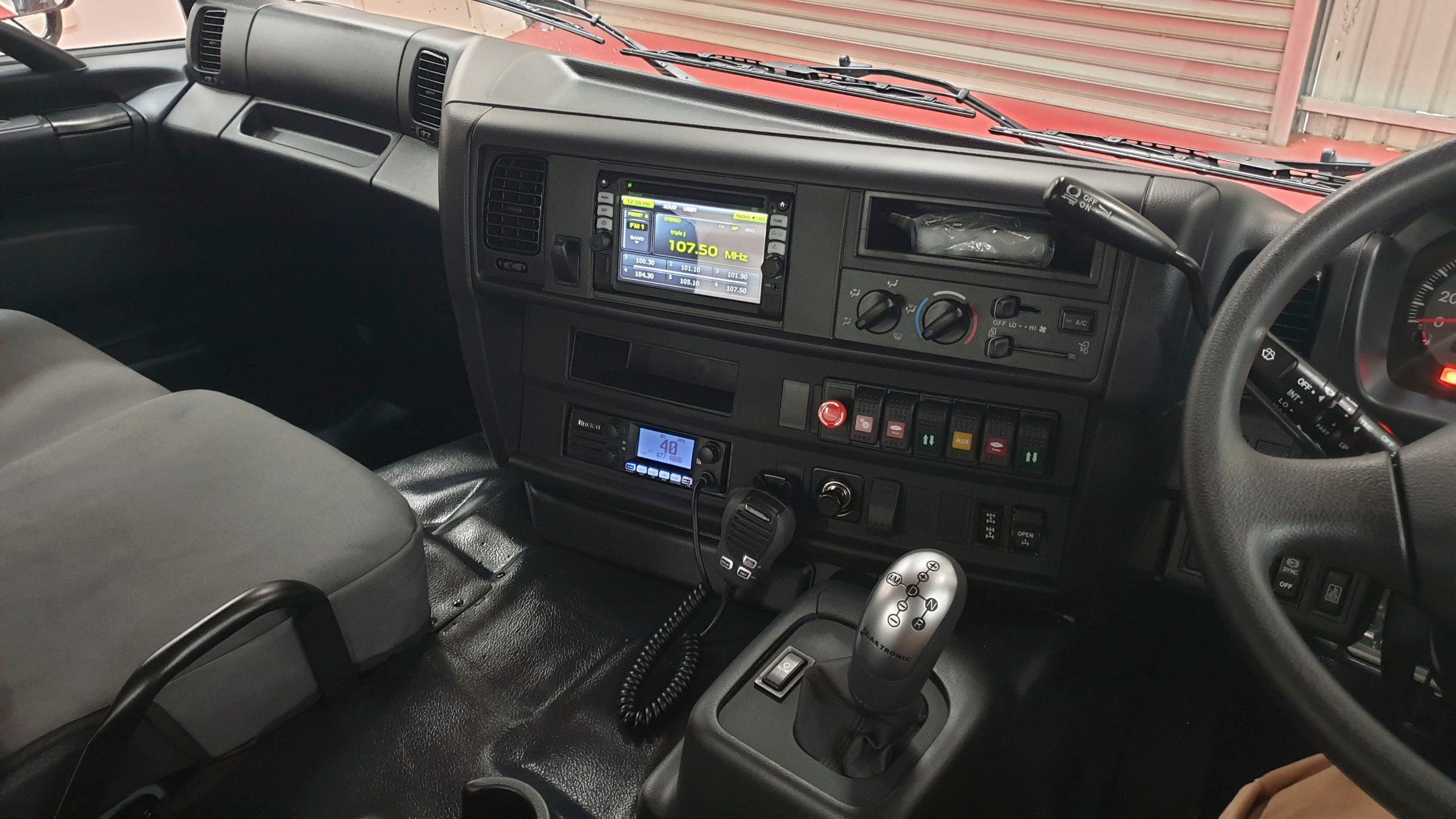 2021 HINO FS -700 SERIES AMT TIPPER