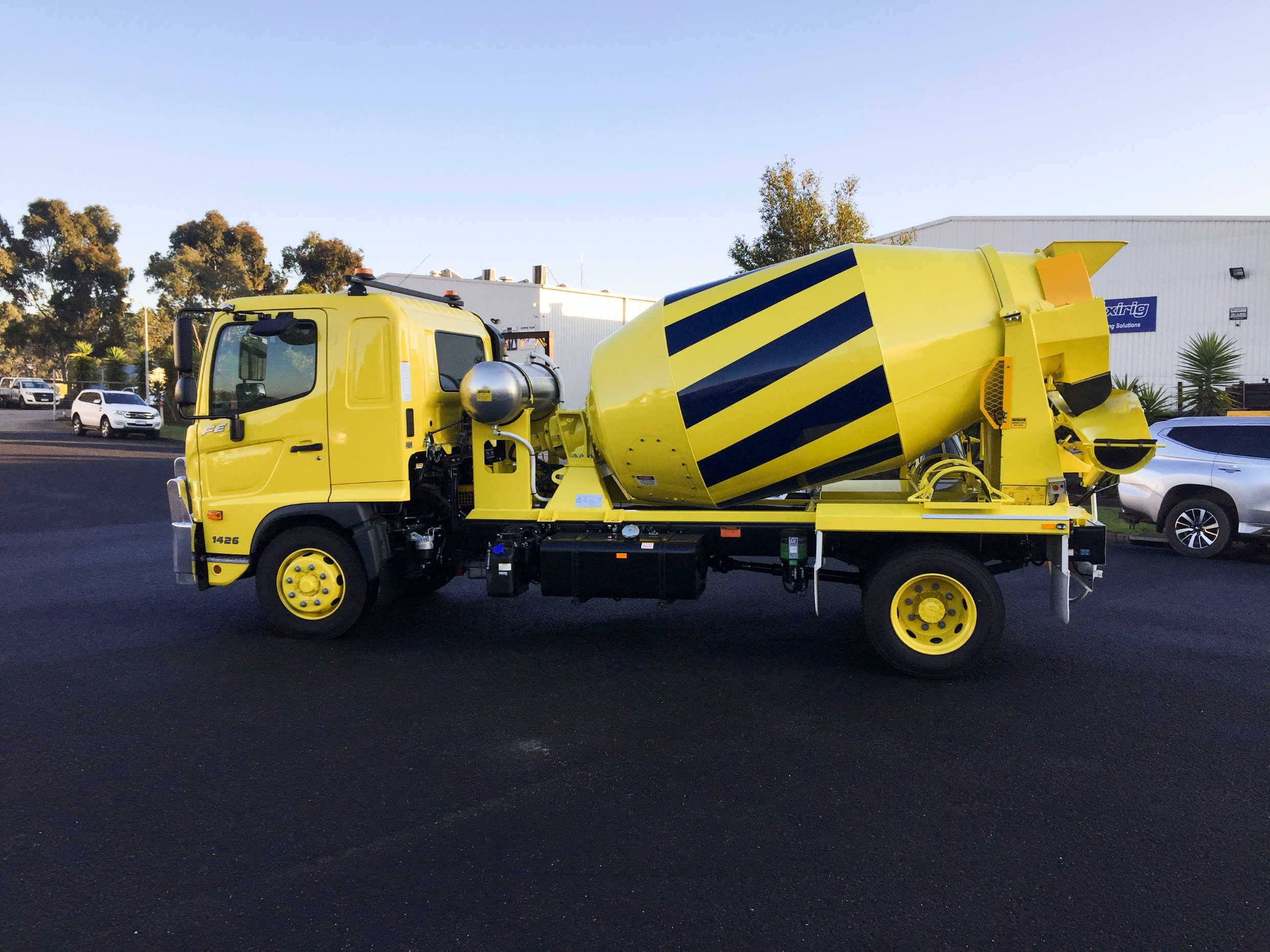 2021 HINO FE 1426-500 SERIES AUTOMATIC CONCRETE AGITATOR