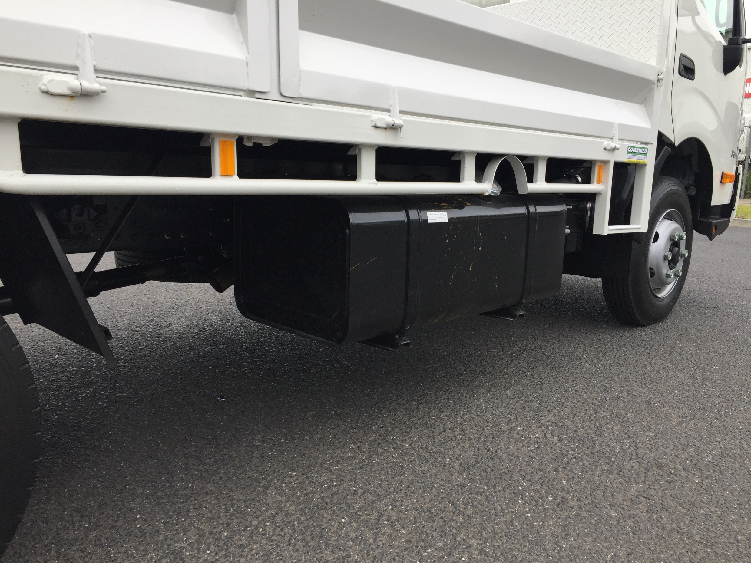 2021 HINO 721 - 300 SERIES AUTOMATIC TRAY