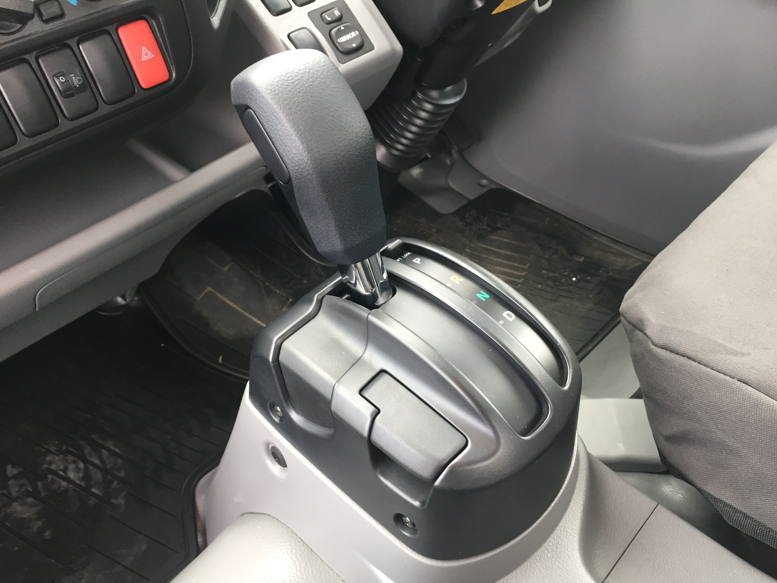 2021 HINO 721 - 300 SERIES AUTOMATIC TRAY