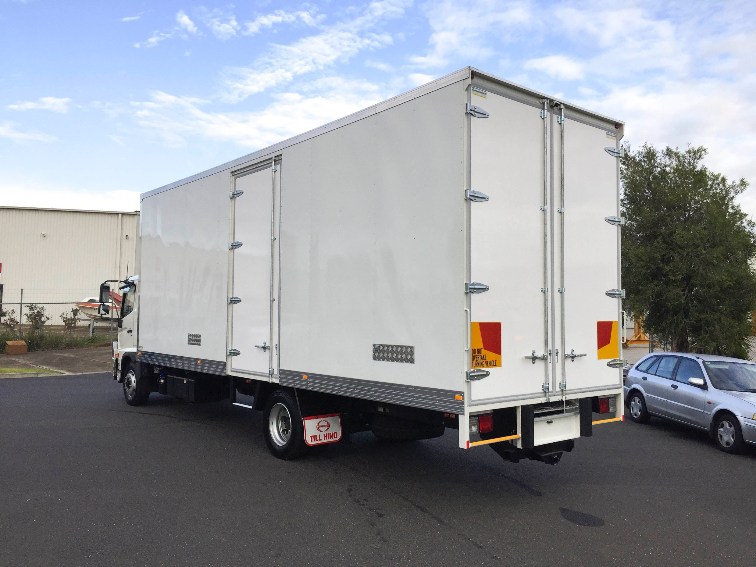 2022 HINO FE 1426-500 SERIES AUTOMATIC PANTECH