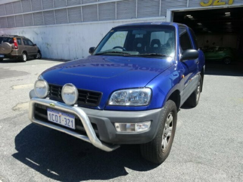 1999 TOYOTA RAV4 (4x4)
