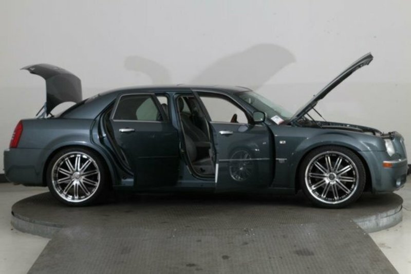 2006 CHRYSLER 300C 5.7 HEMI V8 LE MY06