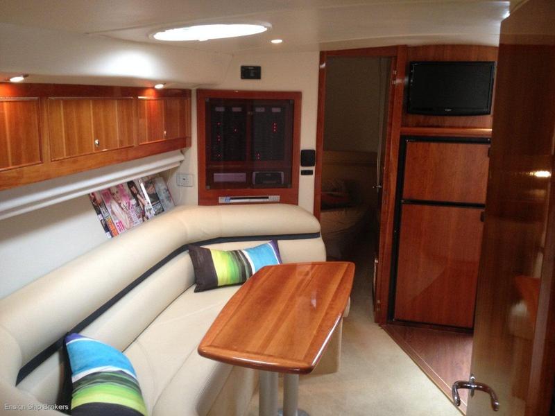 Riviera M430 Sports Cruiser