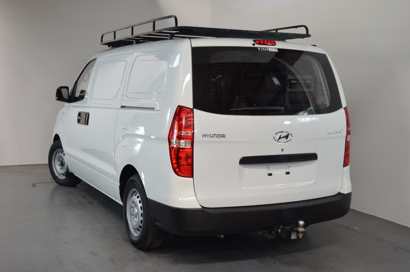 2010 HYUNDAI iLOAD TQ-V