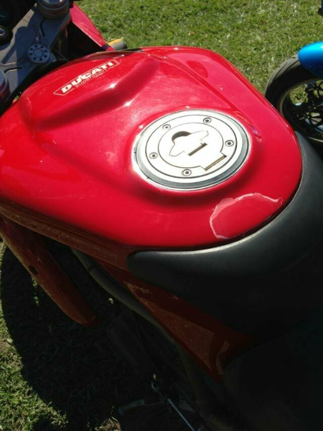 1999 DUCATI 750SS