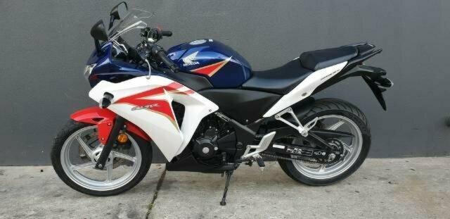 2011 HONDA CBR250R (ABS) SPORTS