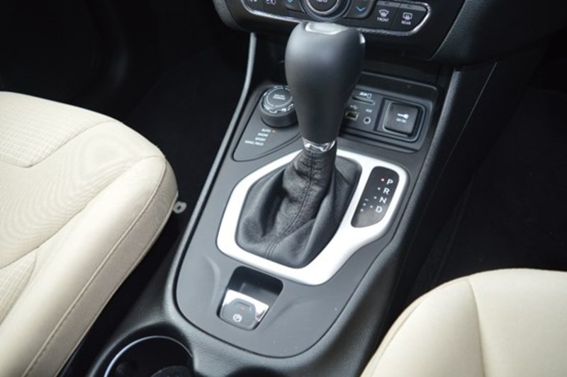 2015 JEEP CHEROKEE LONGITUDE KL