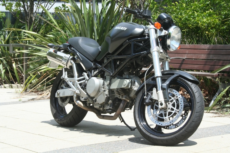 2005 DUCATI MONSTER DARK 620 i.e. MY05