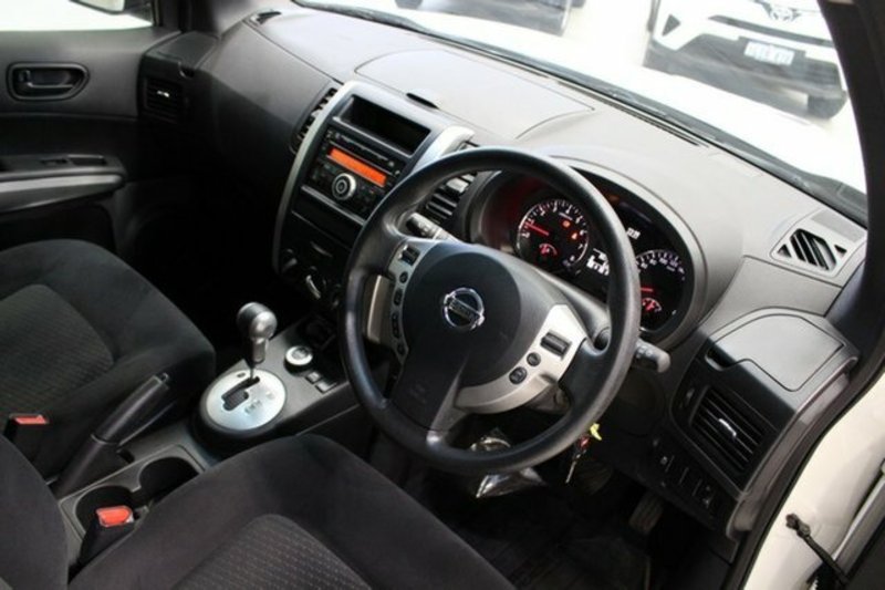 2010 NISSAN X-TRAIL ST (4x4) T31 MY10
