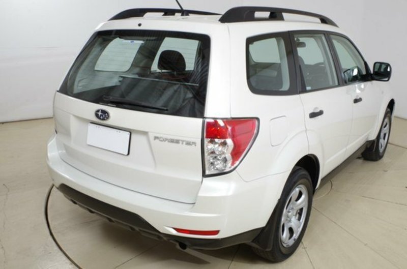 2010 SUBARU FORESTER X MY10