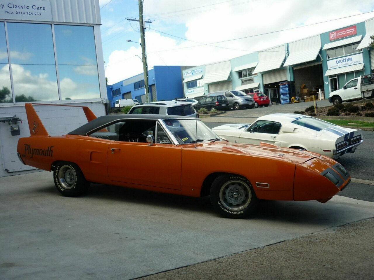 1970 PLYMOUTH ROAD RUNNER 3 SP AUTOMATIC 2D COUPE