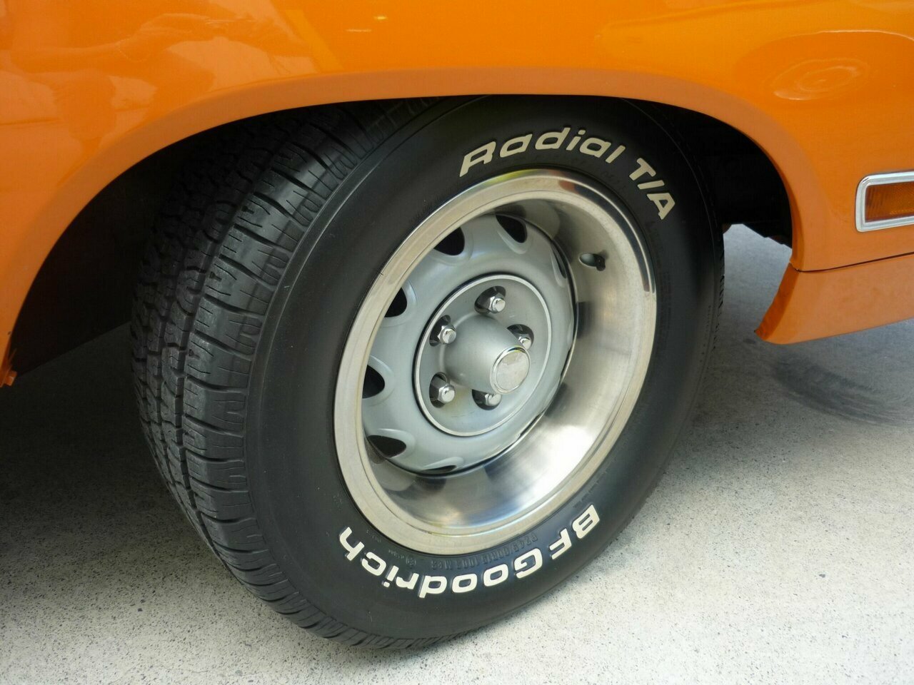 1970 PLYMOUTH ROAD RUNNER 3 SP AUTOMATIC 2D COUPE