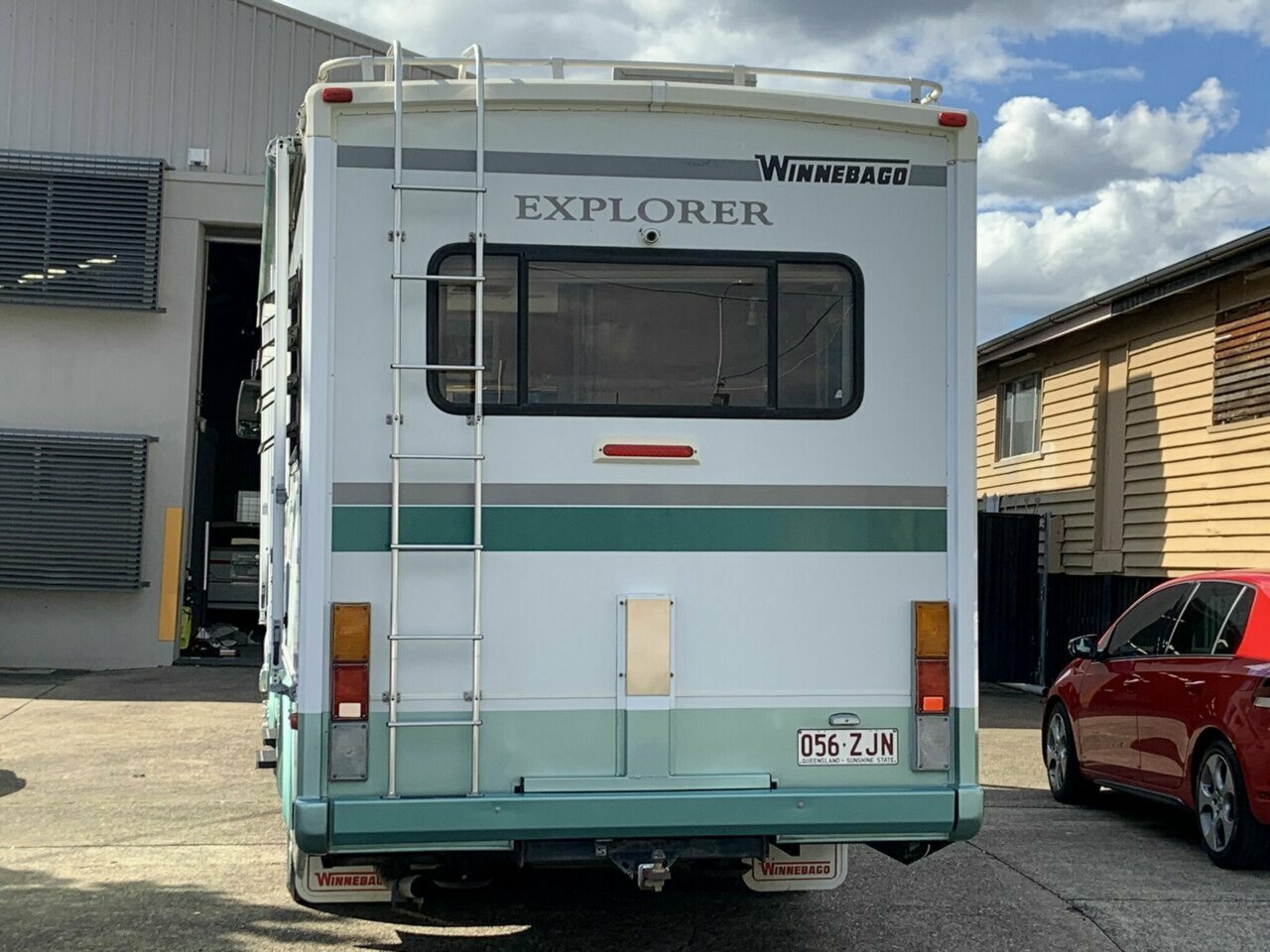 2003 WINNEBAGO EXPLORER 7 SP MANUAL MOTOR HOME
