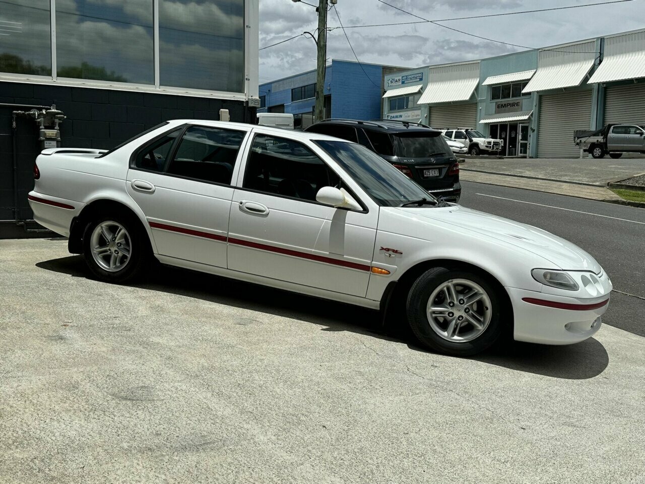 1996 FORD FALCON EFII XR6 4 SP AUTOMATIC 4D SEDAN