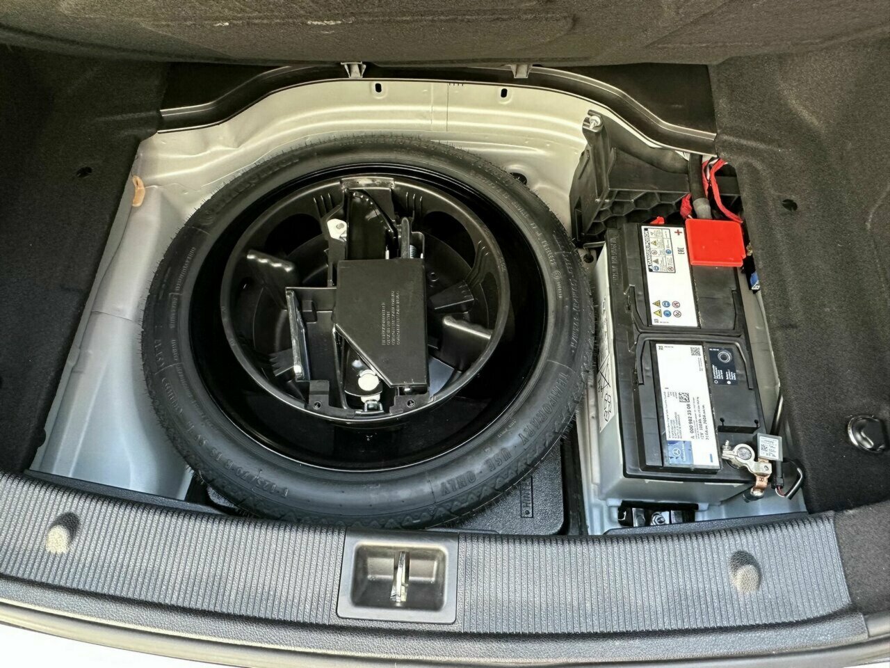 2012 MERCEDES-BENZ C63 W204 MY12 AMG 7 SP AUTOMATIC G-TRONIC 4D SEDAN
