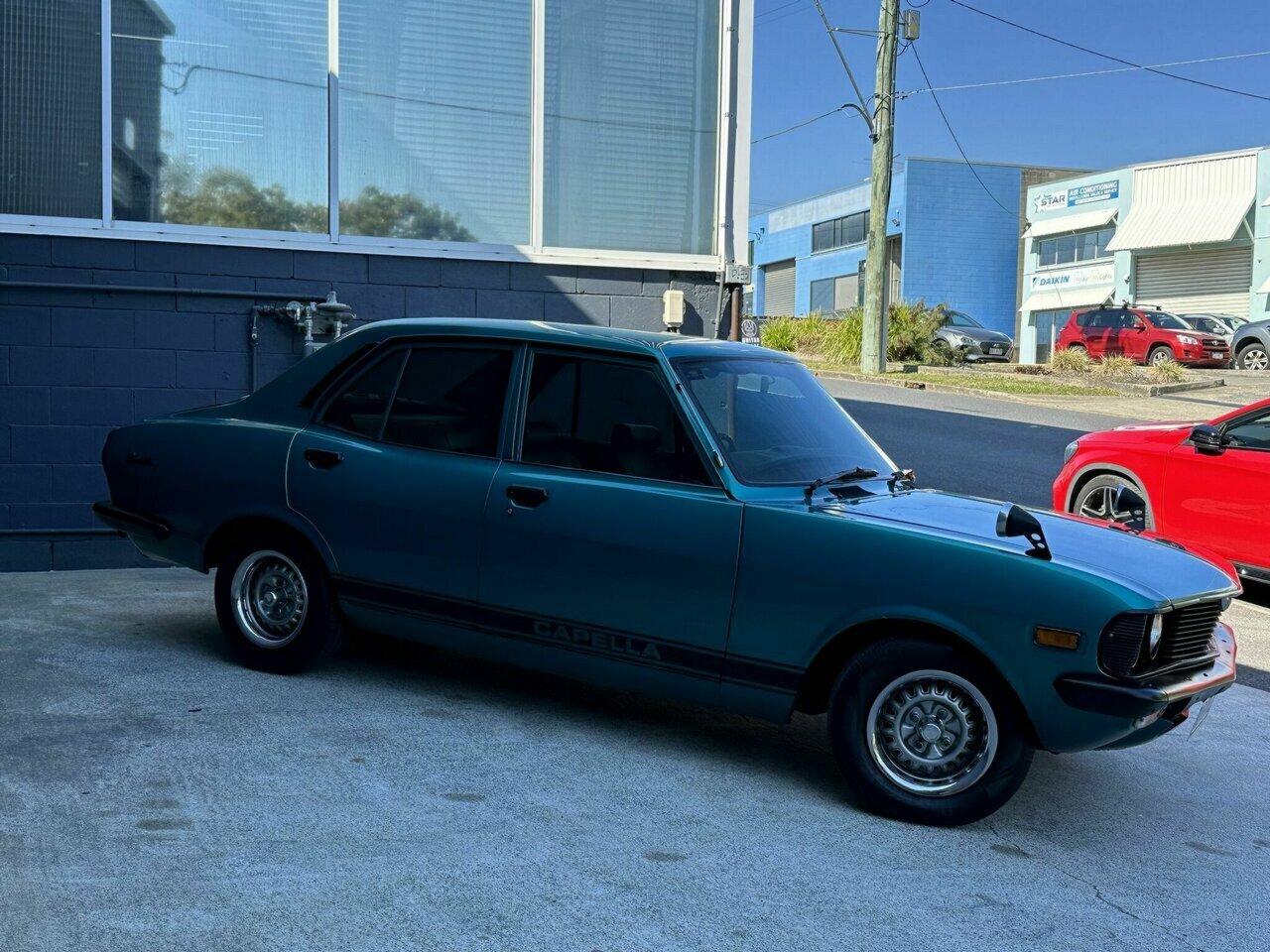 1975 MAZDA CAPELLA 1600 DELUXE 4 SP MANUAL 4D SEDAN