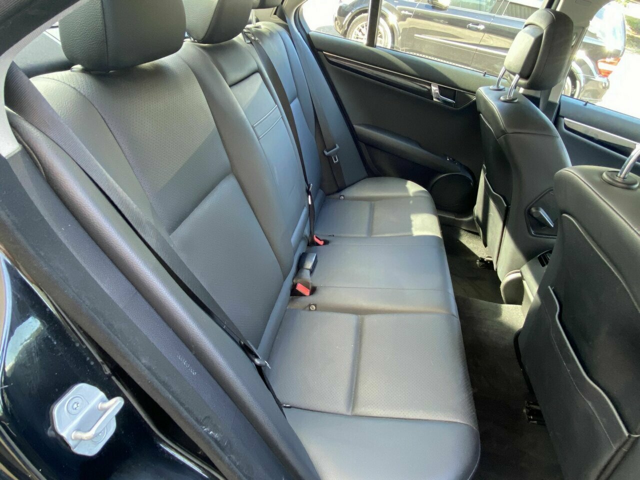 2011 MERCEDES-BENZ C220 W204 MY10 UPGRADE CDI 5 SP AUTOMATIC TIPSHIFT 4D SEDAN