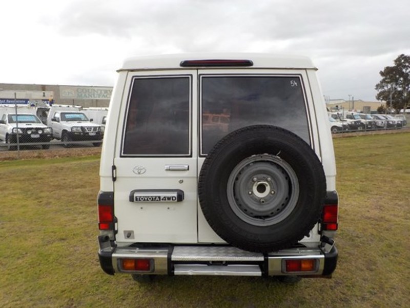 2006 TOYOTA LANDCRUISER RV TROOPCARRIER HDJ78R