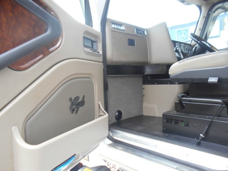 2007 INTERNATIONAL 9900 Eagle 9900 Eagle Truck