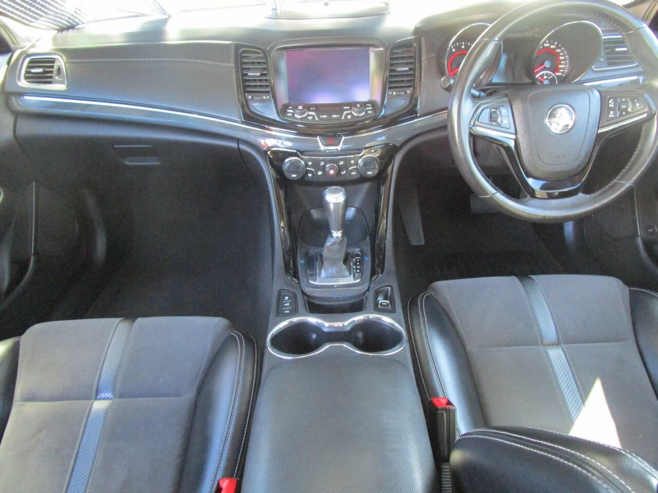 2015 HOLDEN COMMODORE SV6VF SEDAN