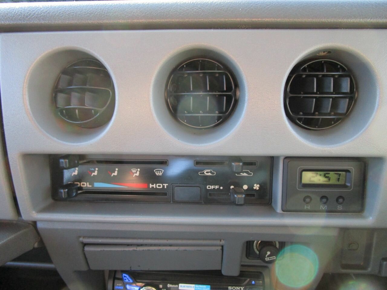 1998 SUZUKI SIERRA LIMITED EDITION JX 5 SP MANUAL 2D SOFTTOP