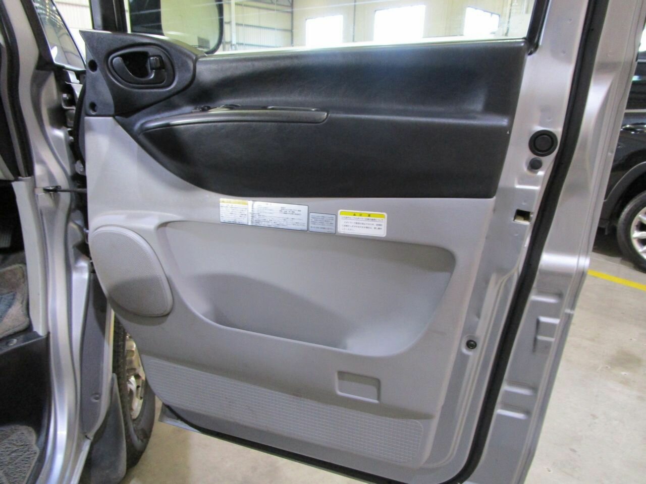 2005 MITSUBISHI DELICA ACTIVE FIELD VAN