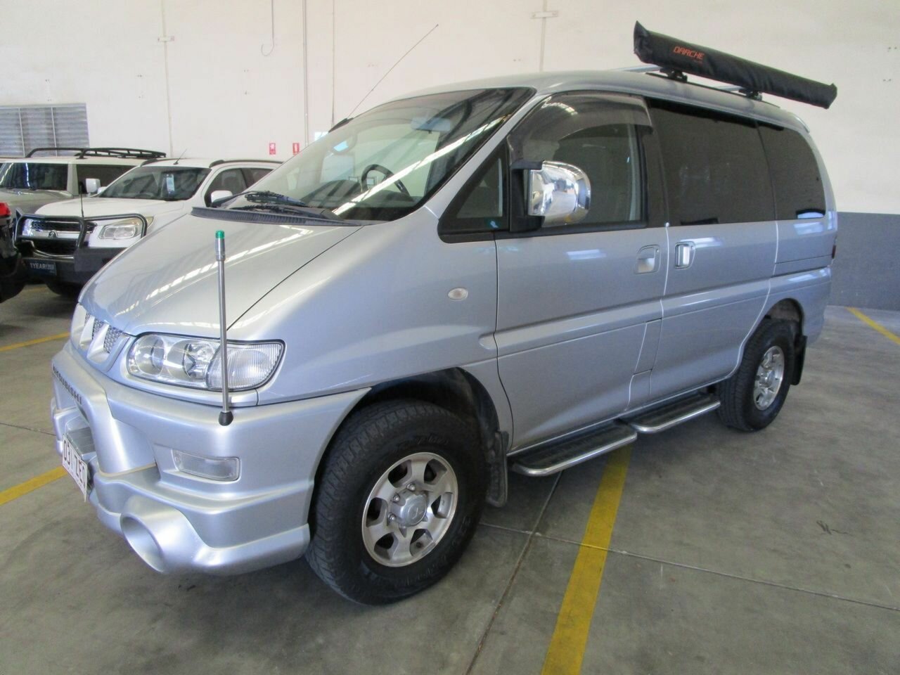 2005 MITSUBISHI DELICA ACTIVE FIELD VAN