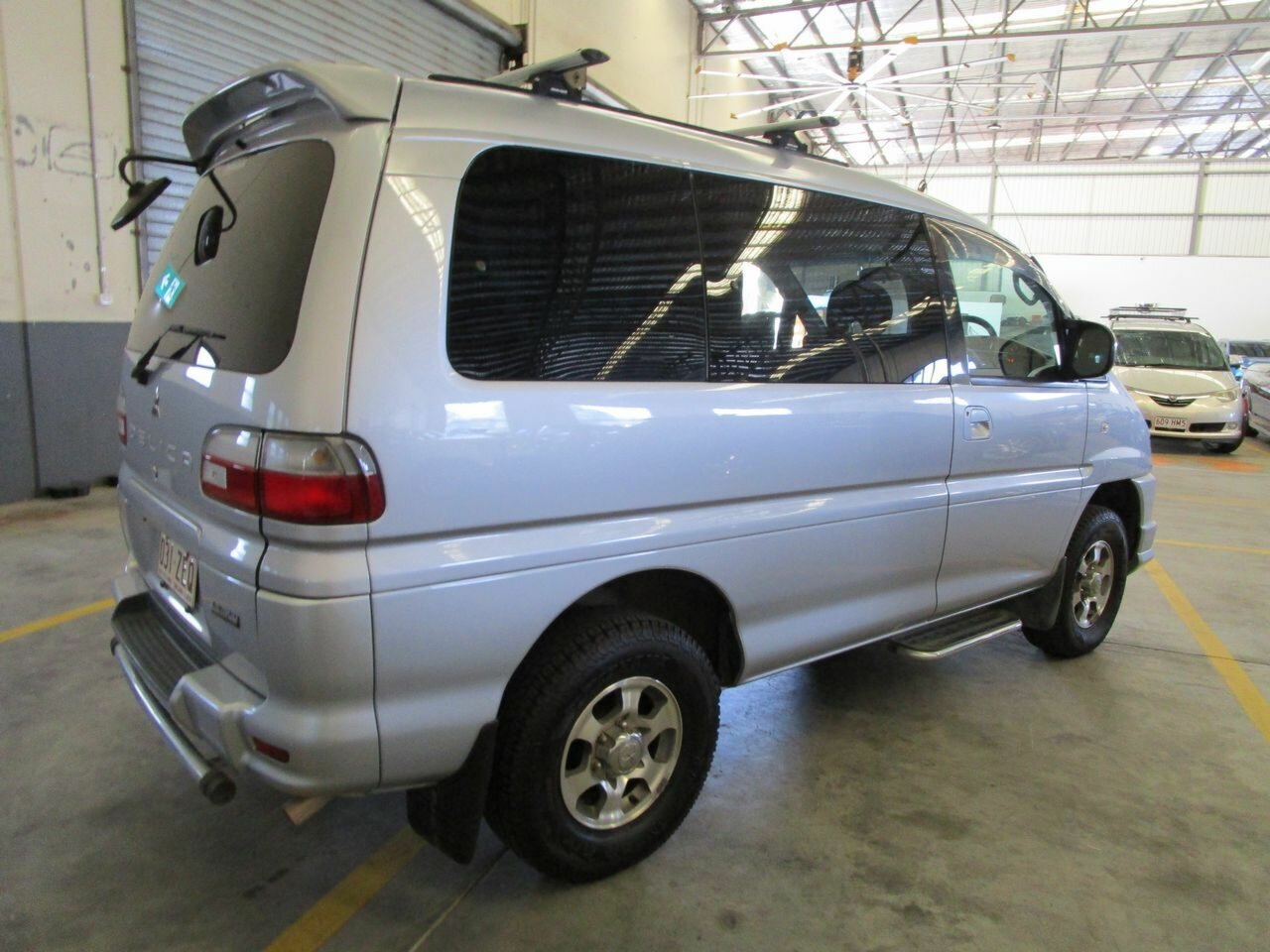 2005 MITSUBISHI DELICA ACTIVE FIELD VAN