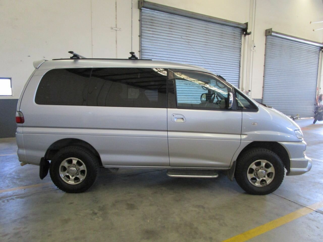 2005 MITSUBISHI DELICA ACTIVE FIELD VAN