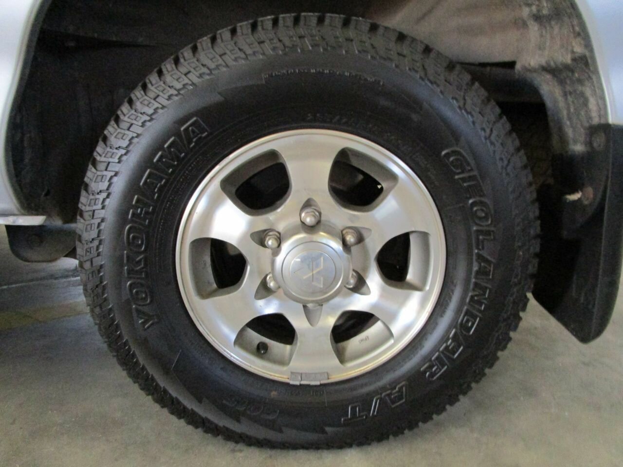 2005 MITSUBISHI DELICA ACTIVE FIELD VAN