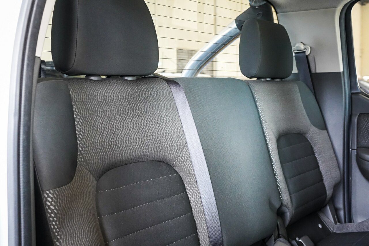 2013 NISSAN NAVARA ST (4X4)D40 MY12 CAB CHASSIS