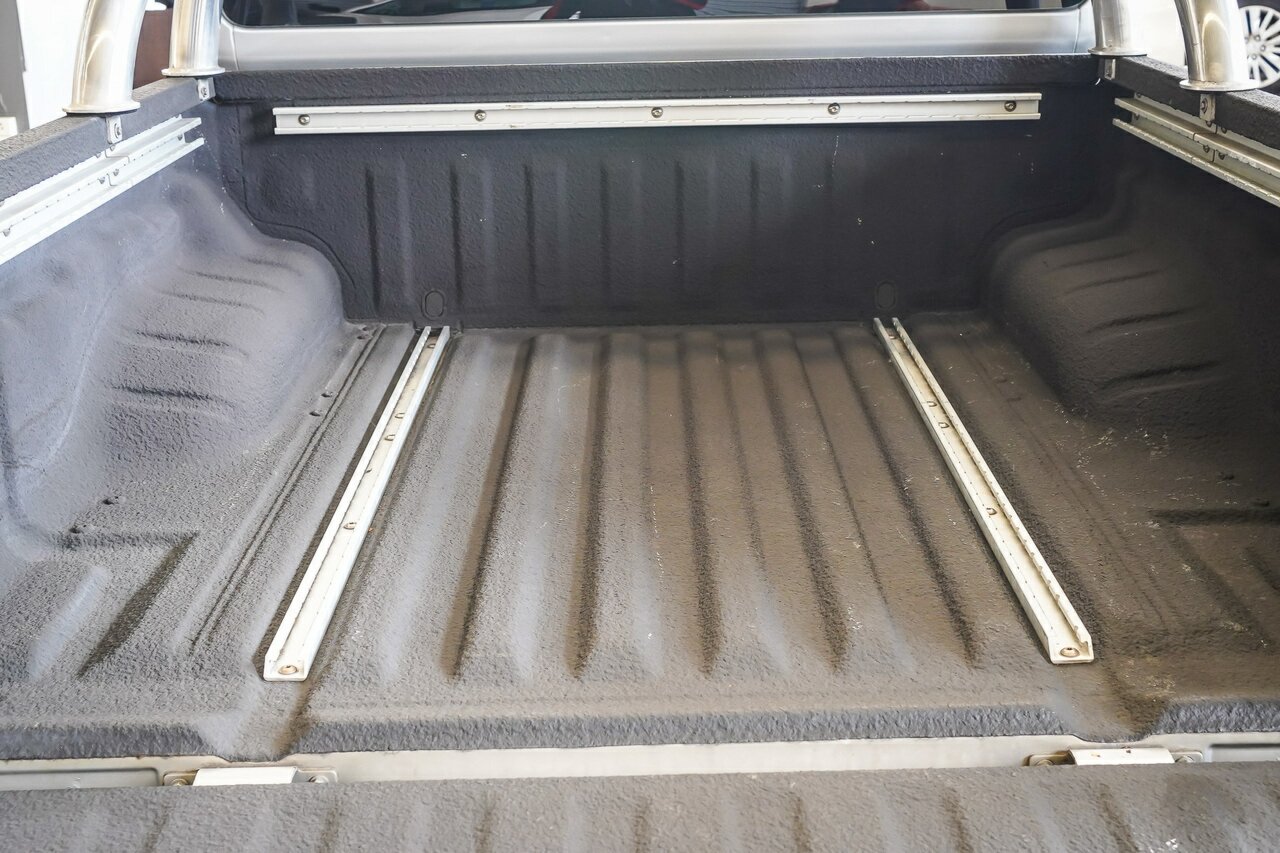 2013 NISSAN NAVARA ST (4X4)D40 MY12 CAB CHASSIS
