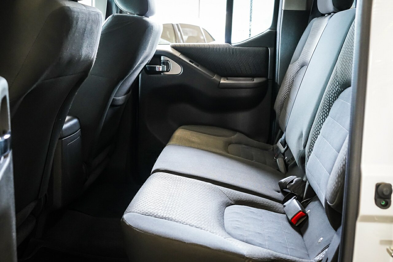 2013 NISSAN NAVARA ST (4X4)D40 MY12 CAB CHASSIS