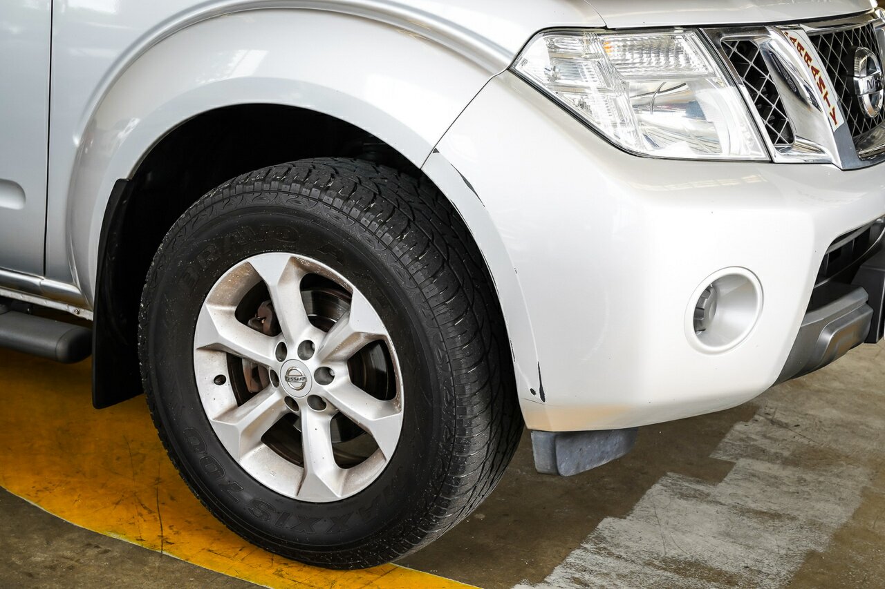 2013 NISSAN NAVARA ST (4X4)D40 MY12 CAB CHASSIS
