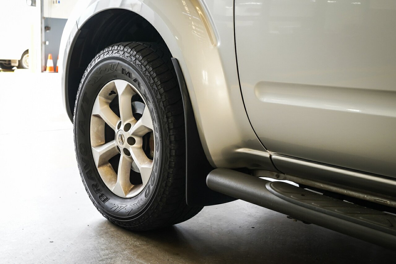 2013 NISSAN NAVARA ST (4X4)D40 MY12 CAB CHASSIS