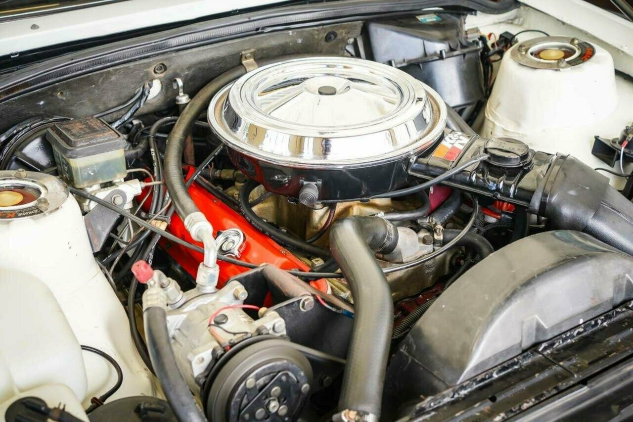 1980 HOLDEN COMMODORE VC SL/E 3 SP AUTOMATIC 4D SEDAN