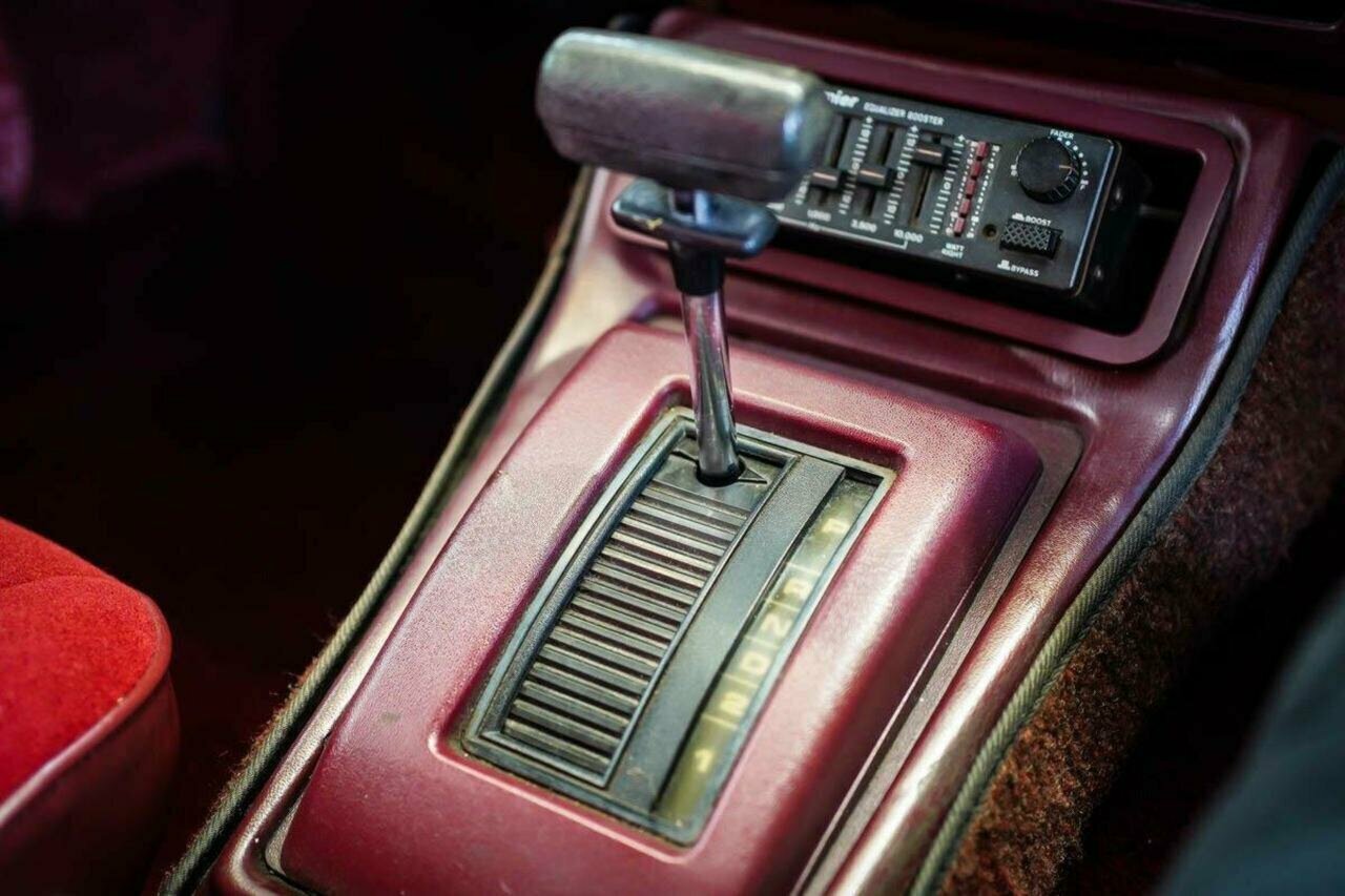 1980 HOLDEN COMMODORE VC SL/E 3 SP AUTOMATIC 4D SEDAN