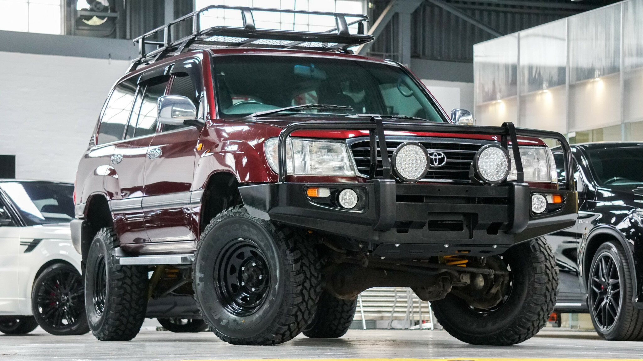 1998 TOYOTA LANDCRUISER FZJ105R GXL (4X4) 4 SP AUTOMATIC 4X4 4D WAGON
