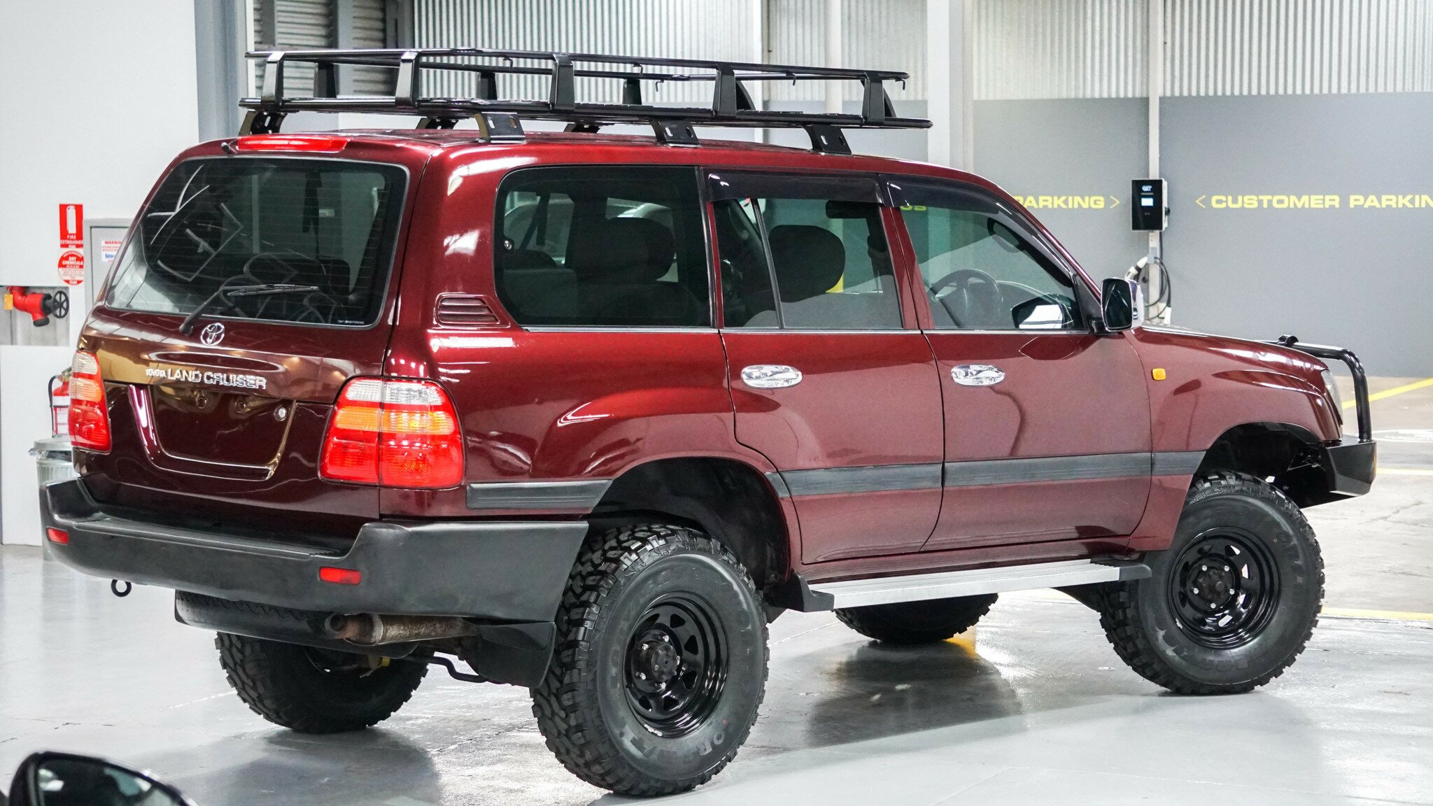 1998 TOYOTA LANDCRUISER FZJ105R GXL (4X4) 4 SP AUTOMATIC 4X4 4D WAGON