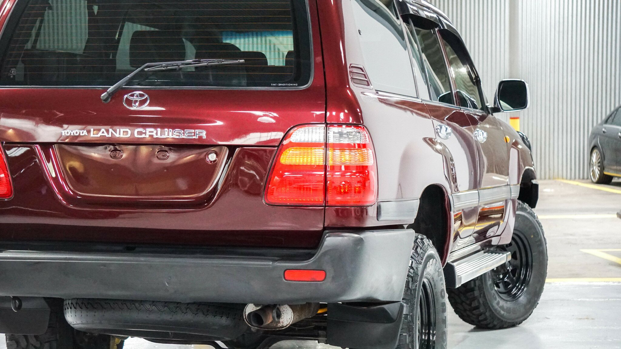 1998 TOYOTA LANDCRUISER FZJ105R GXL (4X4) 4 SP AUTOMATIC 4X4 4D WAGON