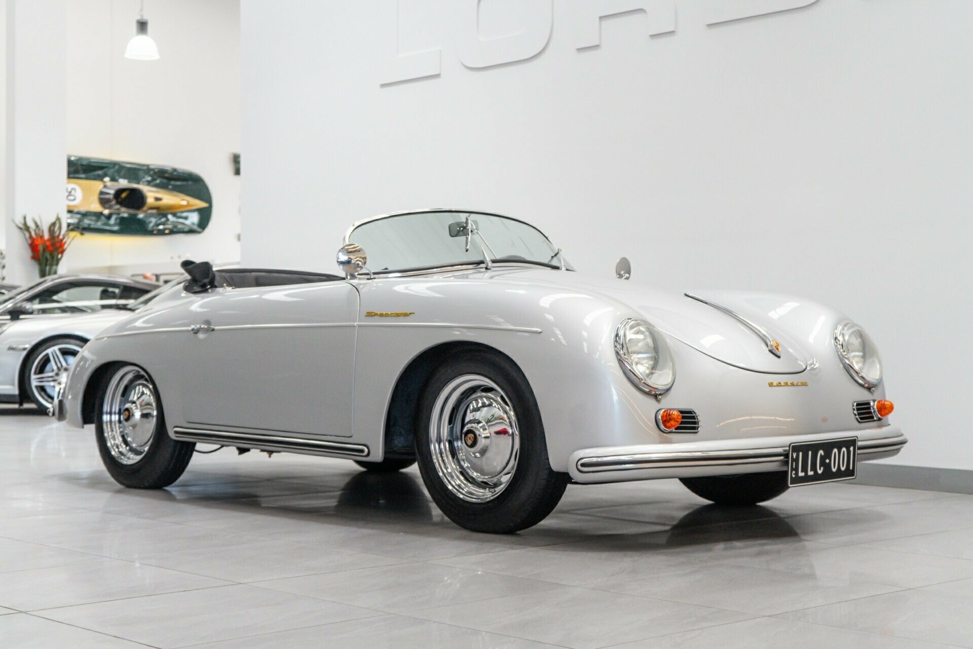 1956 PORSCHE 356 A SPEEDSTER 4 SP MANUAL 2D CABRIOLET