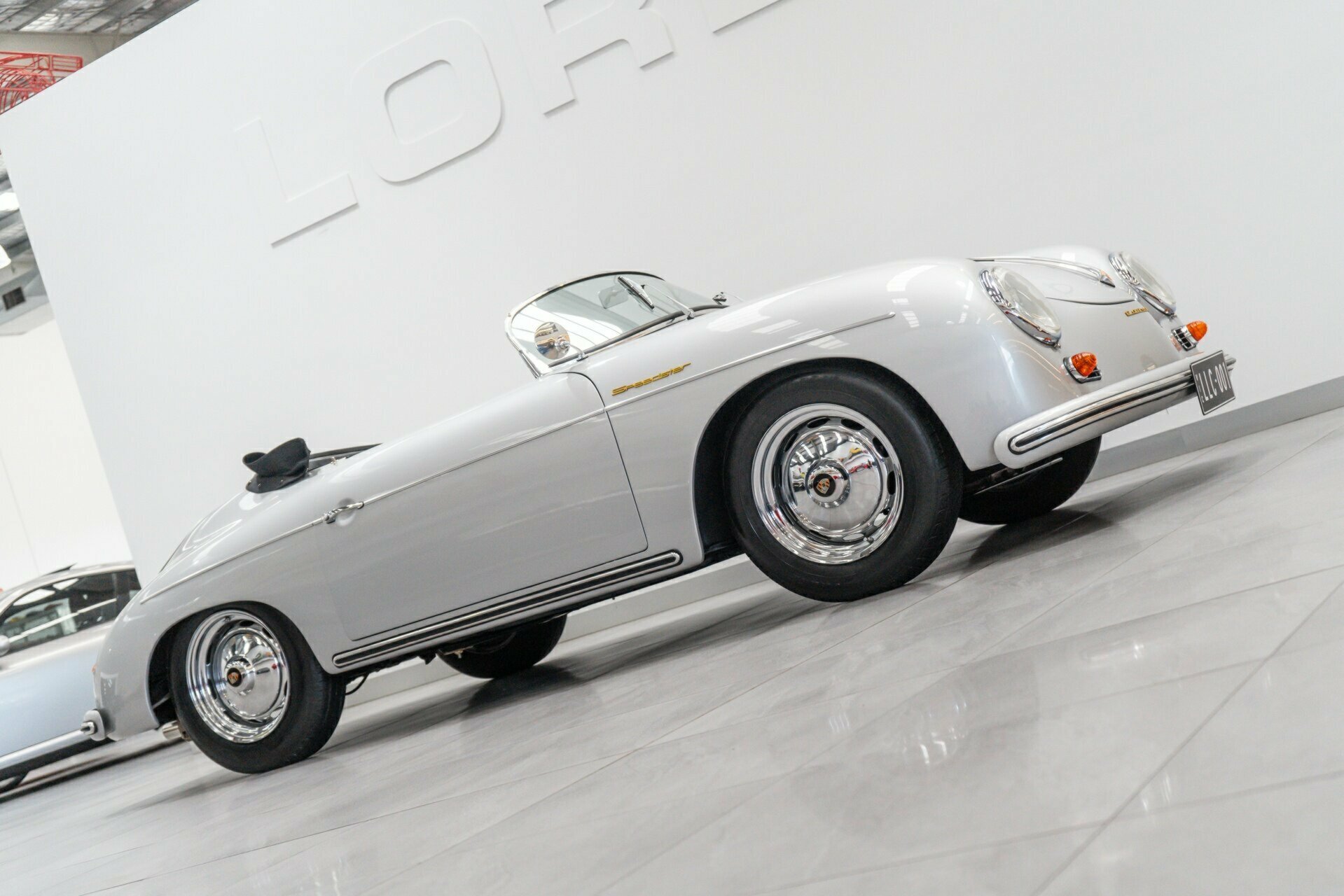 1956 PORSCHE 356 A SPEEDSTER 4 SP MANUAL 2D CABRIOLET