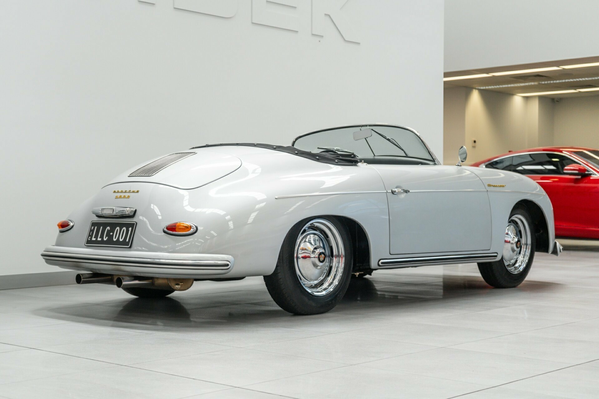 1956 PORSCHE 356 A SPEEDSTER 4 SP MANUAL 2D CABRIOLET